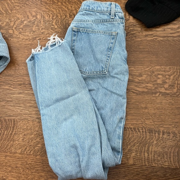American apparel medium light wash denim jeans - Picture 2 of 5